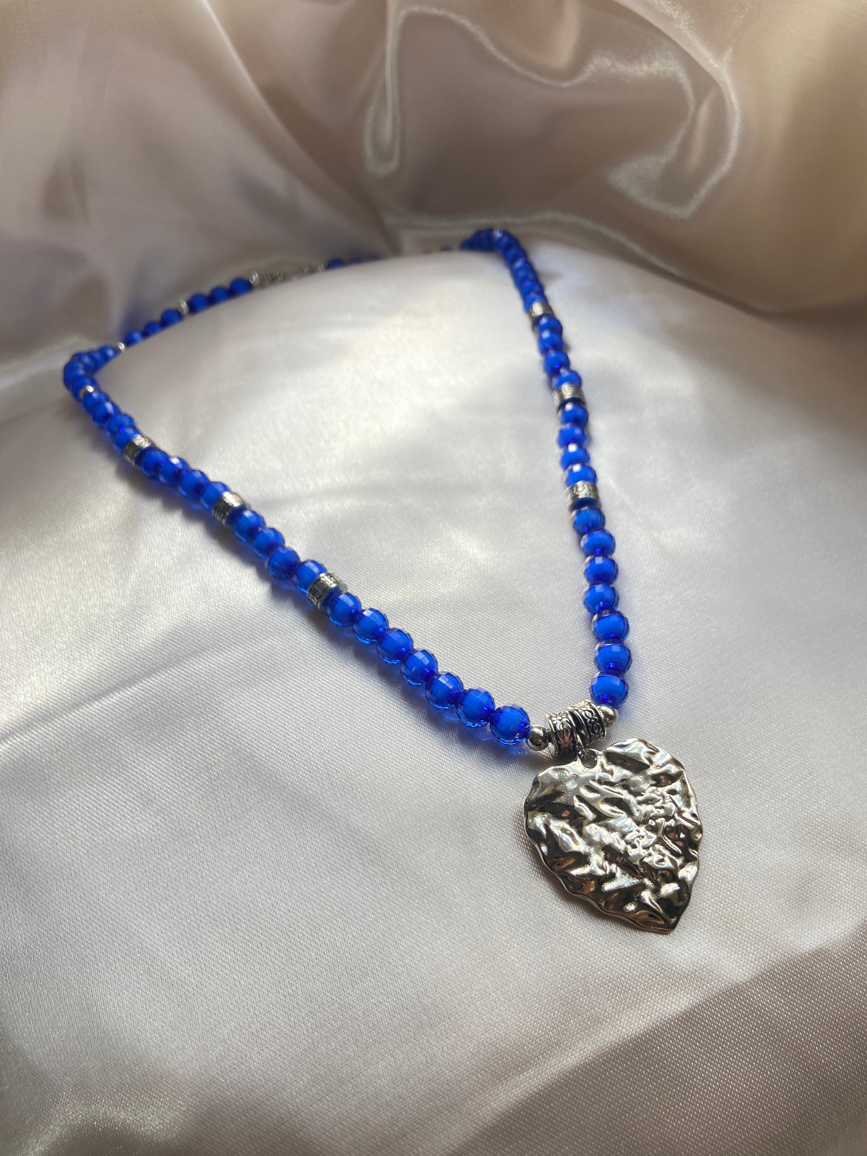 Colar Coração de Água Profunda