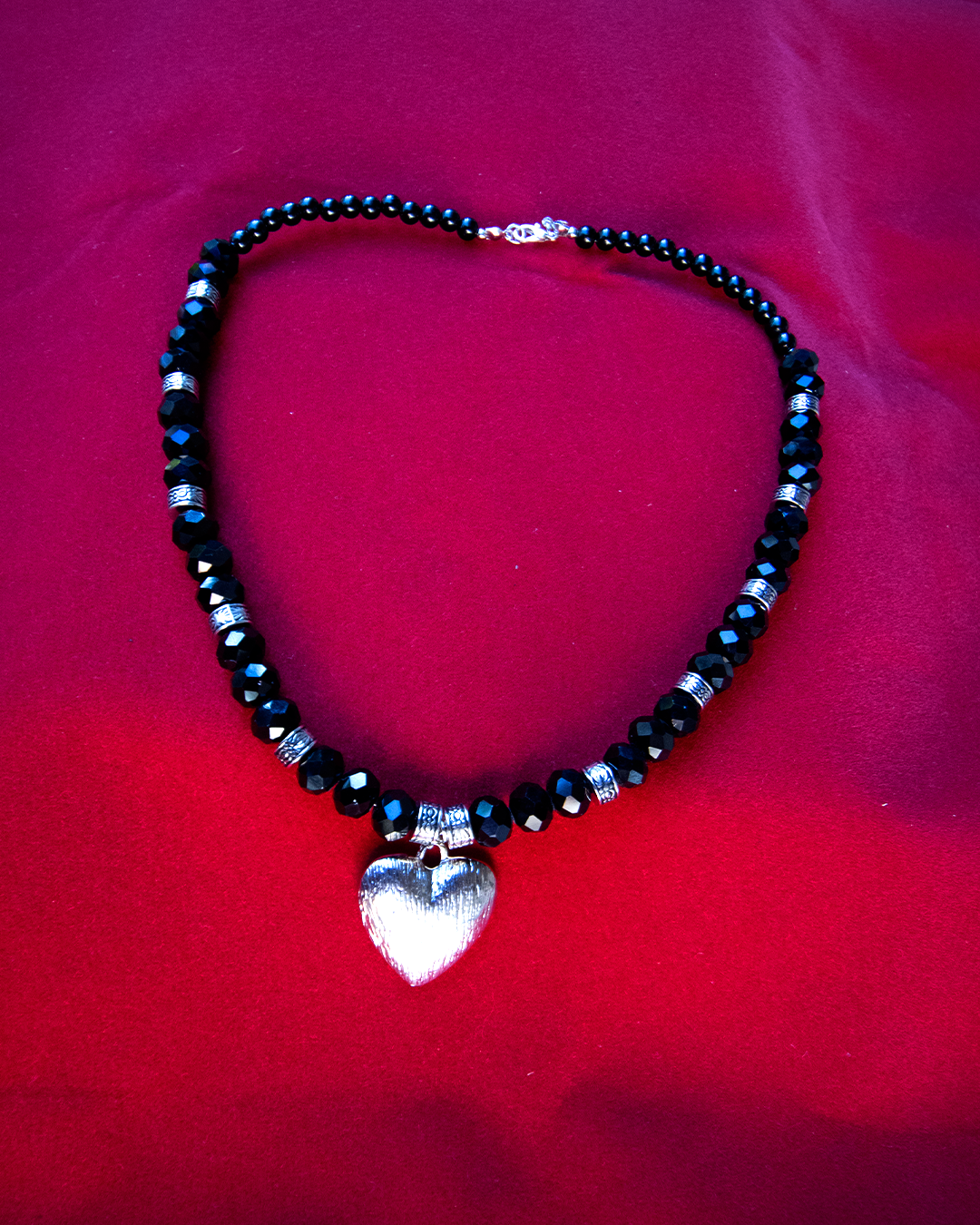 Colar Coração Rebelde