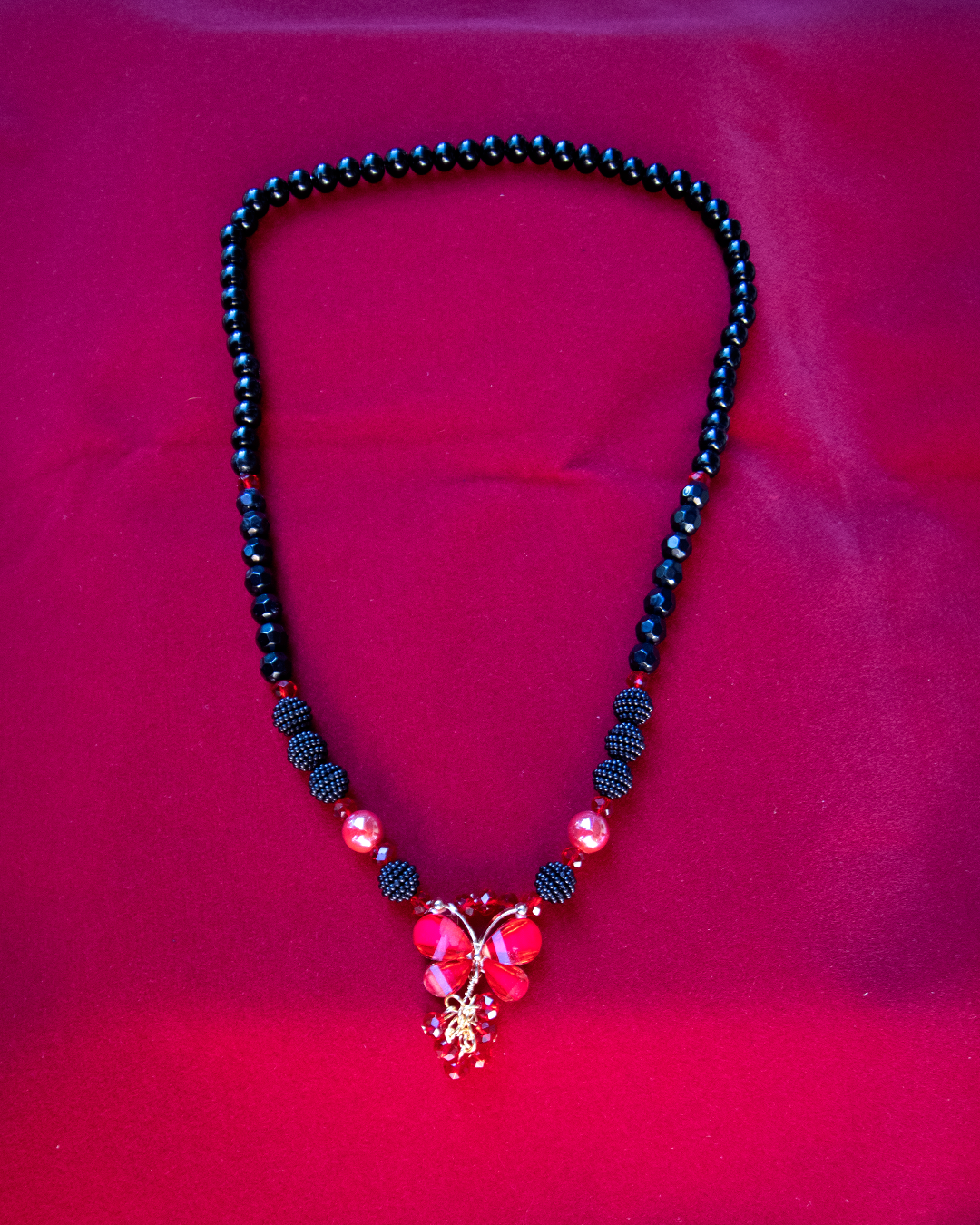 Colar Borboleta da Meia-Noite